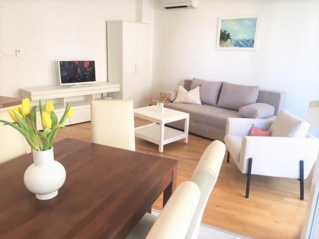 Sunshine Apartment Makarska Exteriör bild
